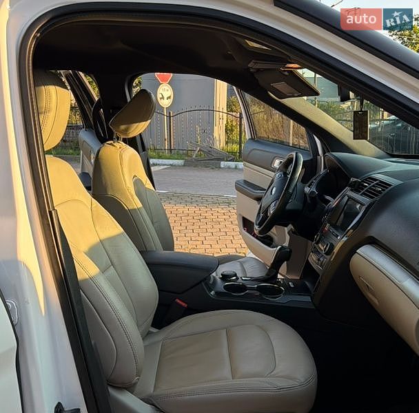 Позашляховик / Кросовер Ford Explorer 2018 в Івано-Франківську фото 18 Позашляховик / Кросовер Ford Explorer 2018 в Івано-Франківську