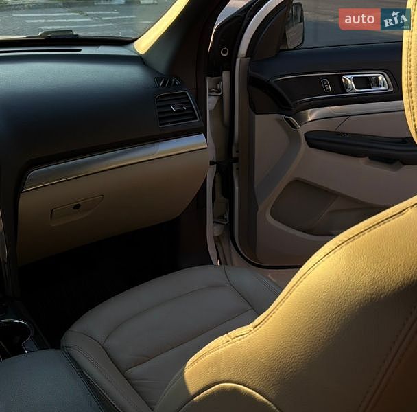Позашляховик / Кросовер Ford Explorer 2018 в Івано-Франківську фото 23 Позашляховик / Кросовер Ford Explorer 2018 в Івано-Франківську