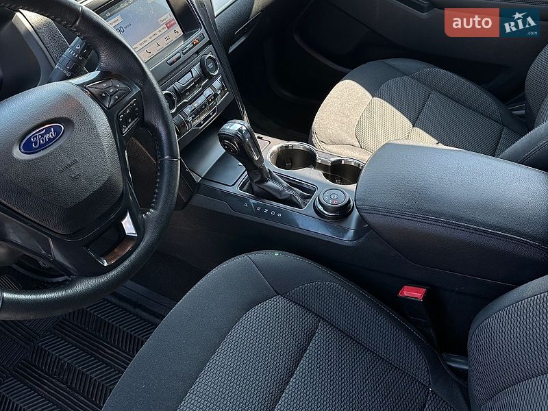 Позашляховик / Кросовер Ford Explorer 2018 в Білогородці фото 36 Позашляховик / Кросовер Ford Explorer 2018 в Білогородці