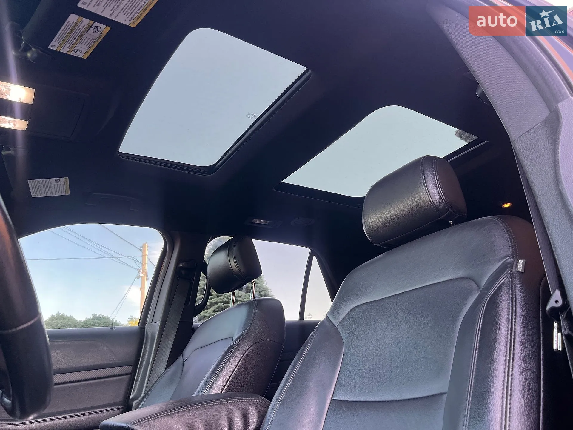 2016 Ford Explorer - мініатюра 18