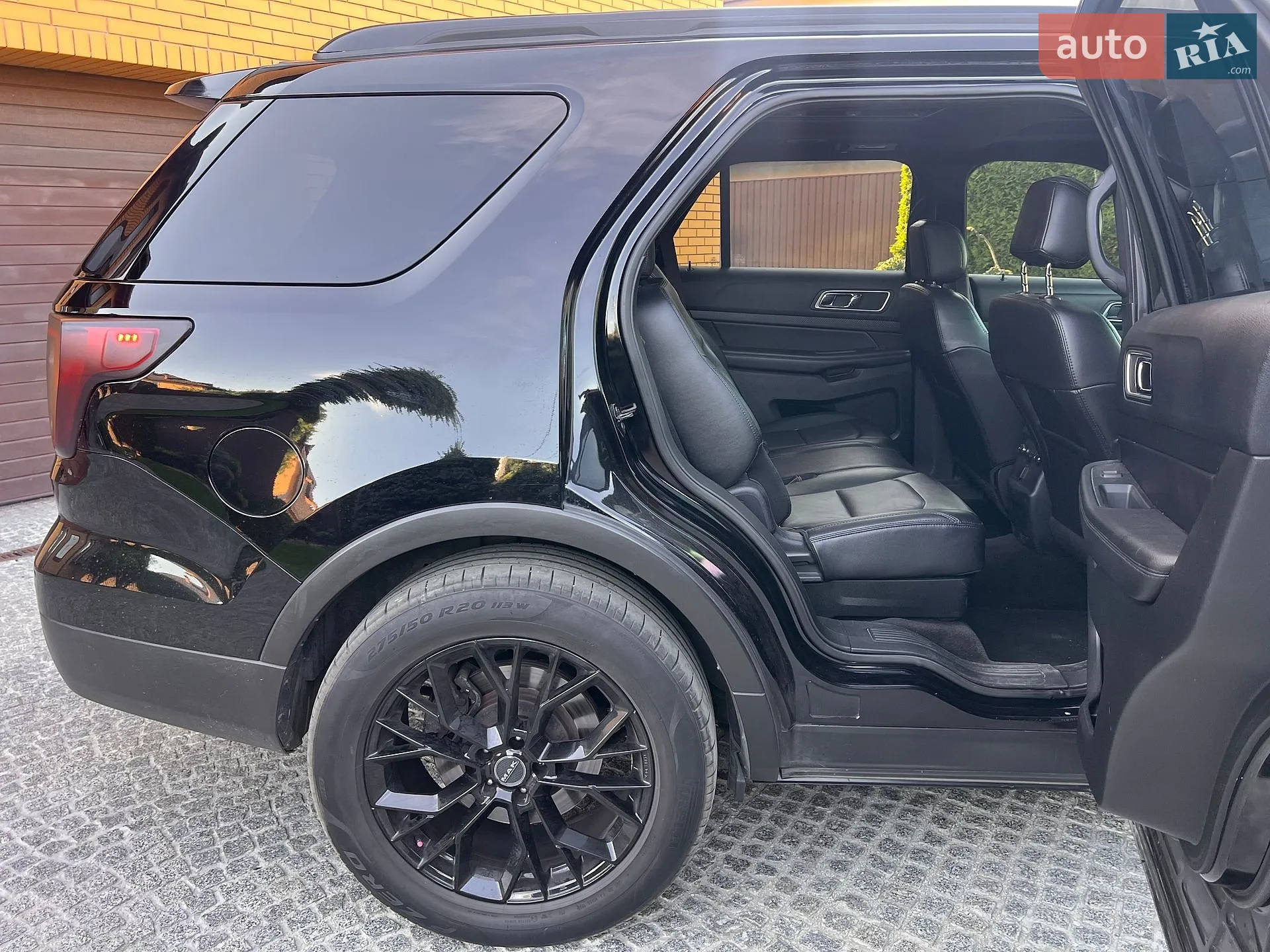 2016 Ford Explorer - мініатюра 23