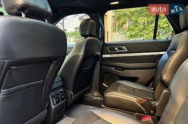 Позашляховик / Кросовер Ford Explorer 2017 в Одесі