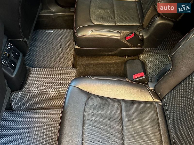 Позашляховик / Кросовер Ford Explorer 2017 в Одесі