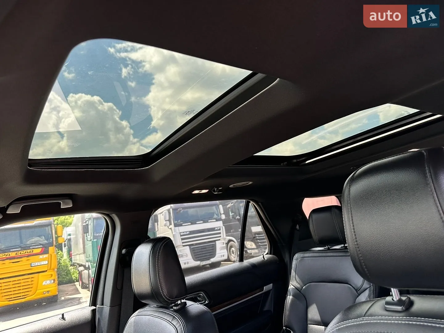 2018 Ford Explorer - мініатюра 13
