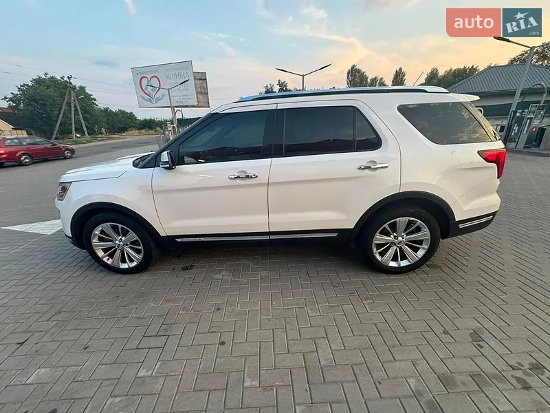 Ford Explorer 2019