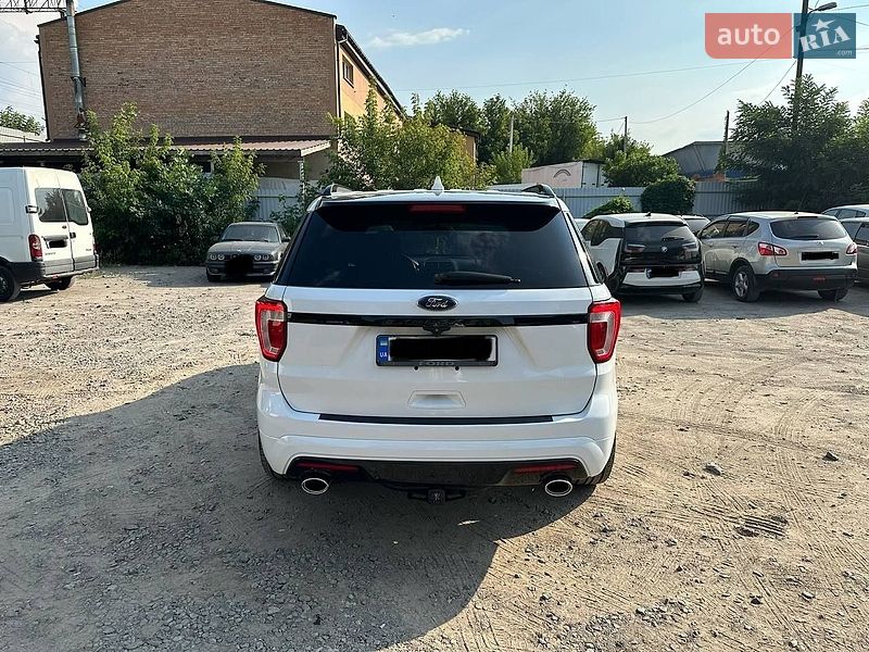 Позашляховик / Кросовер Ford Explorer 2015 в Вінниці