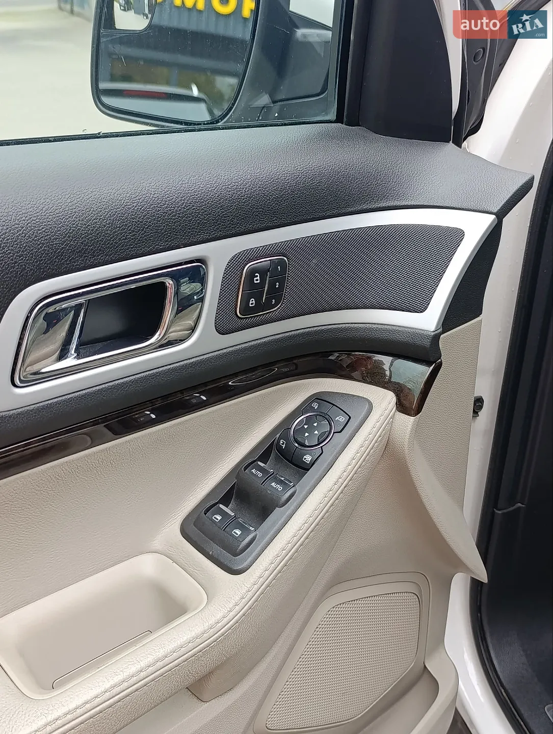 2012 Ford Explorer - мініатюра 40
