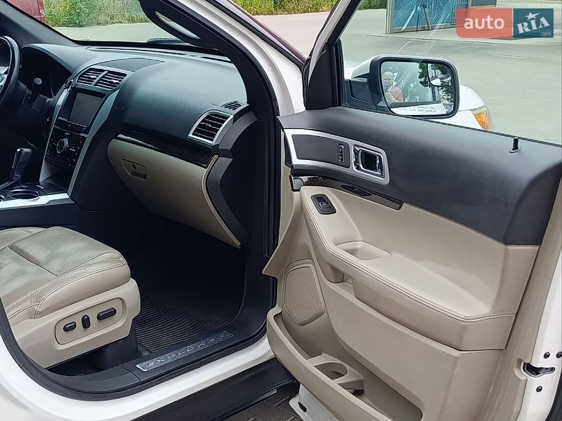 Внедорожник / Кроссовер Ford Explorer 2012 в Белой Церкви