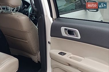 Внедорожник / Кроссовер Ford Explorer 2012 в Белой Церкви