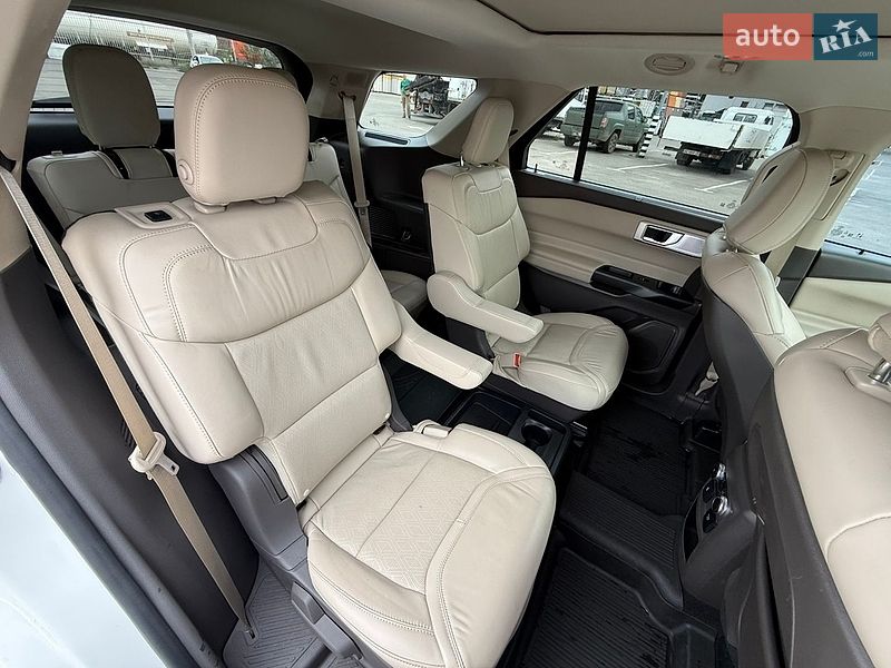 Позашляховик / Кросовер Ford Explorer 2019 в Дніпрі