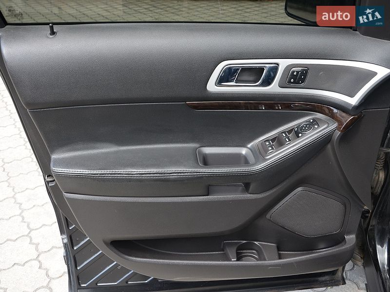 Позашляховик / Кросовер Ford Explorer 2013 в Павлограді