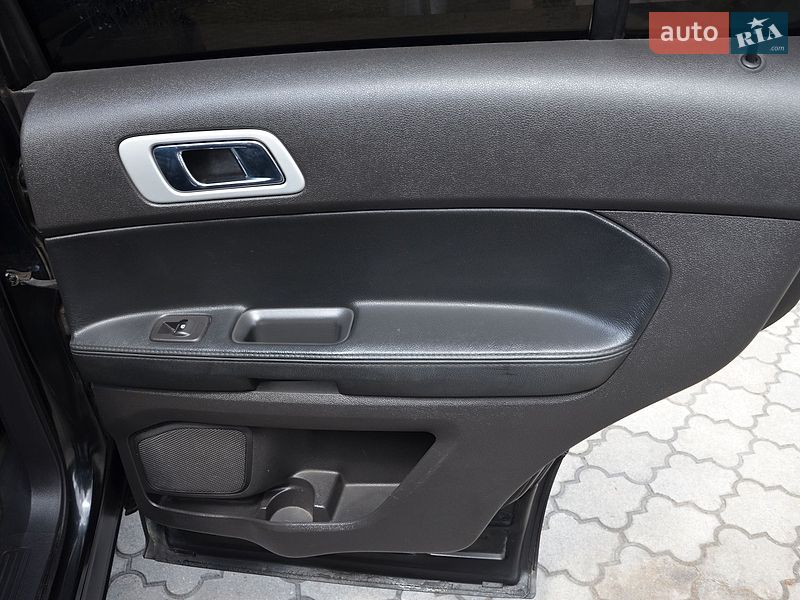 Позашляховик / Кросовер Ford Explorer 2013 в Павлограді