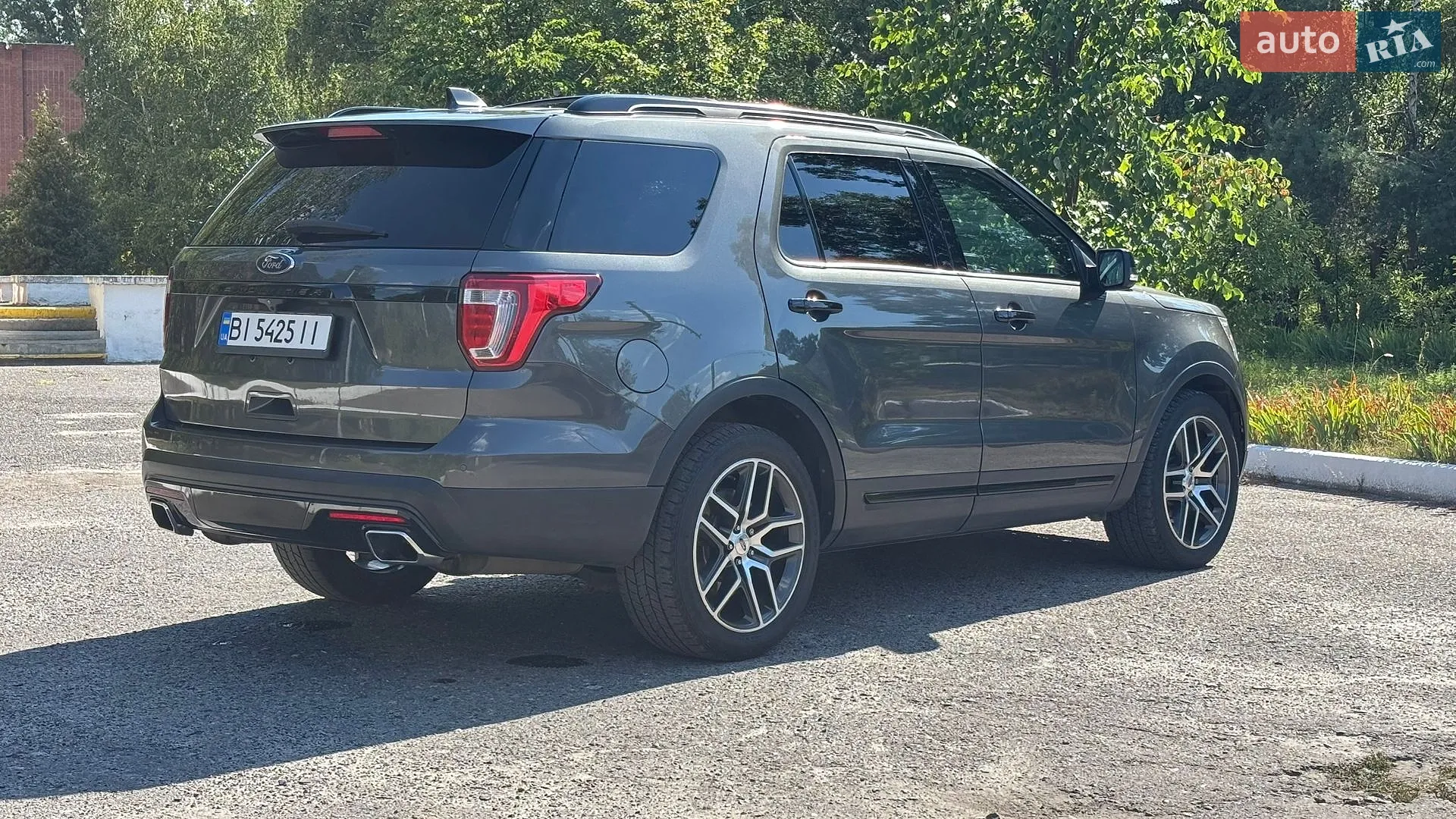 2017 Ford Explorer - мініатюра 7