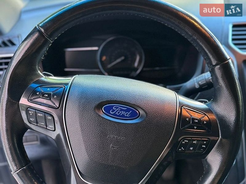 Внедорожник / Кроссовер Ford Explorer 2017 в Днепре