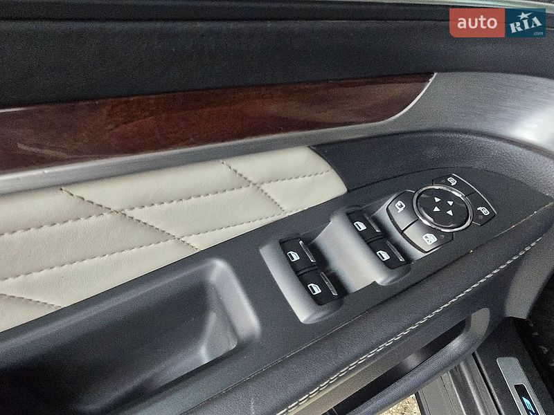 Позашляховик / Кросовер Ford Explorer 2015 в Одесі фото 27 Позашляховик / Кросовер Ford Explorer 2015 в Одесі