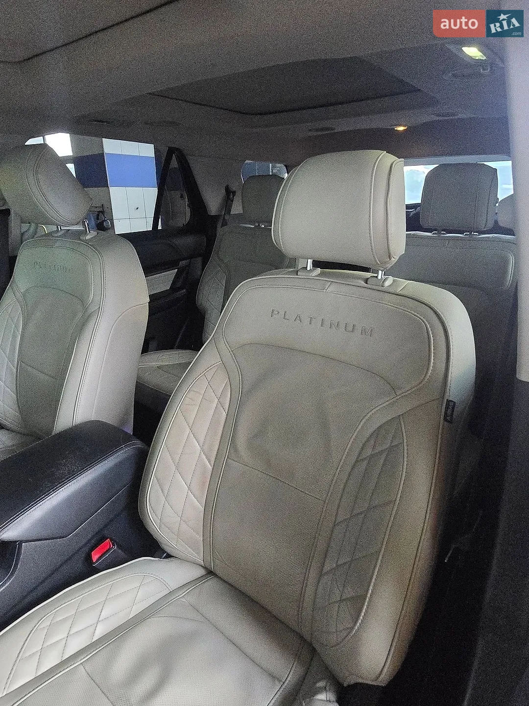 2015 Ford Explorer - мініатюра 34