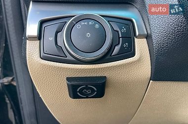 Позашляховик / Кросовер Ford Explorer 2015 в Києві