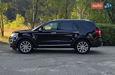 Позашляховик / Кросовер Ford Explorer 2017 в Києві