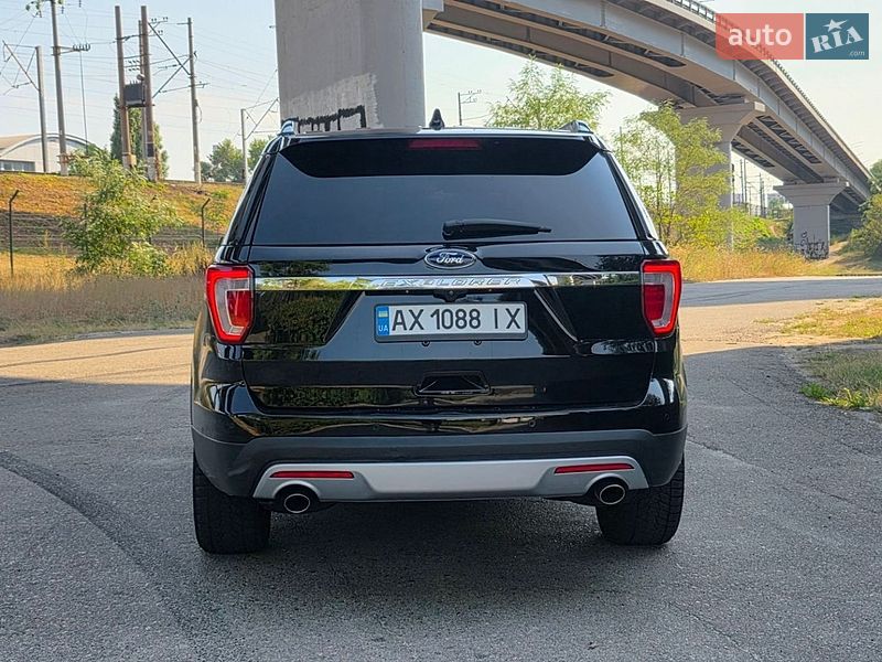 Позашляховик / Кросовер Ford Explorer 2017 в Києві