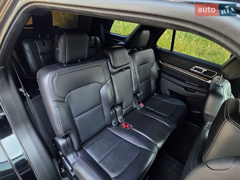 Позашляховик / Кросовер Ford Explorer 2017 в Києві