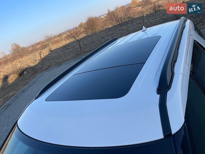 Позашляховик / Кросовер Ford Explorer 2018 в Рівному