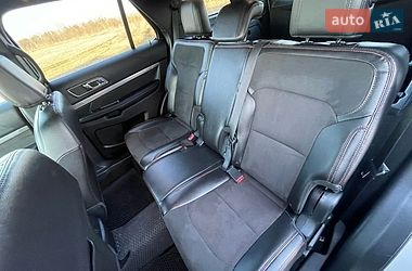 Позашляховик / Кросовер Ford Explorer 2018 в Рівному