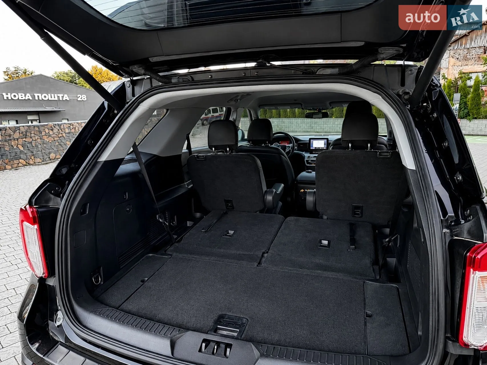 2021 Ford Explorer - мініатюра 23