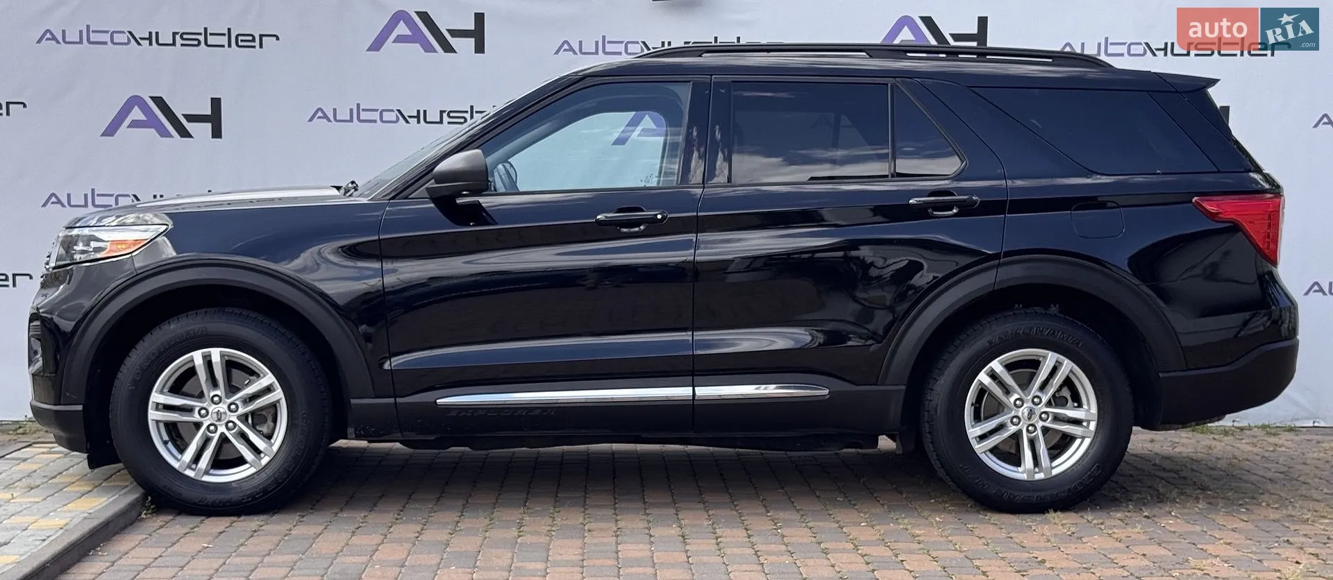 2020 Ford Explorer - мініатюра 13