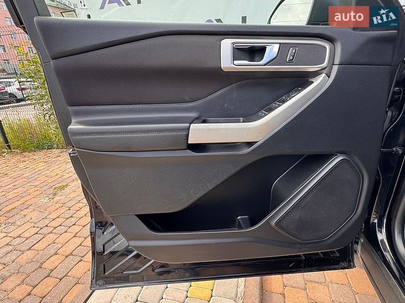 Внедорожник / Кроссовер Ford Explorer 2020 в Киеве