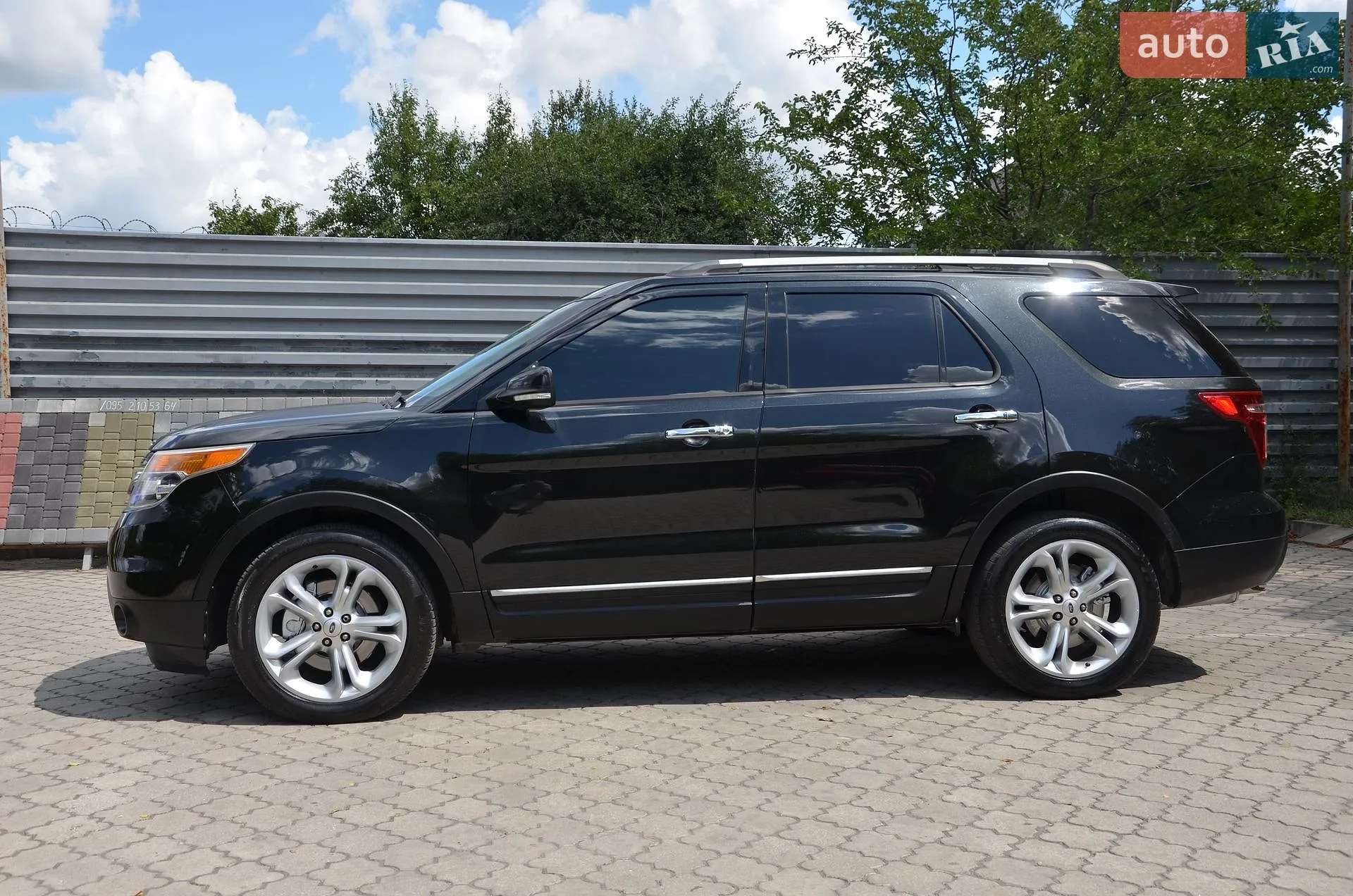 2013 Ford Explorer - мініатюра 8
