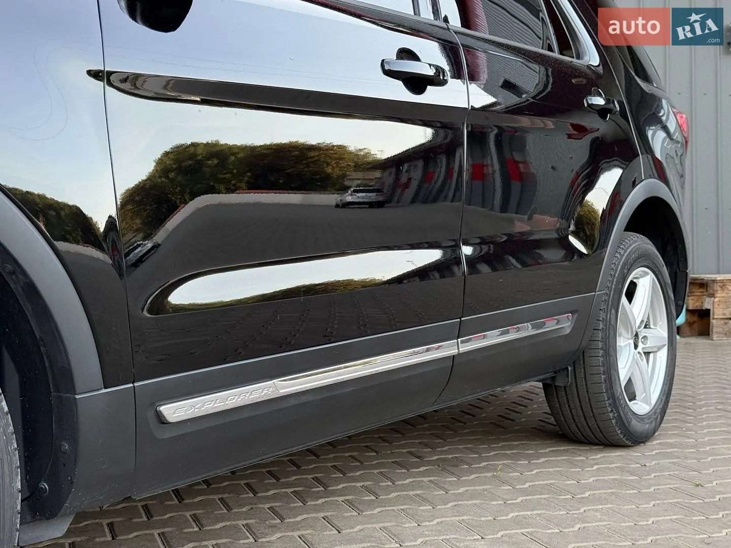 2016 Ford Explorer - мініатюра 27