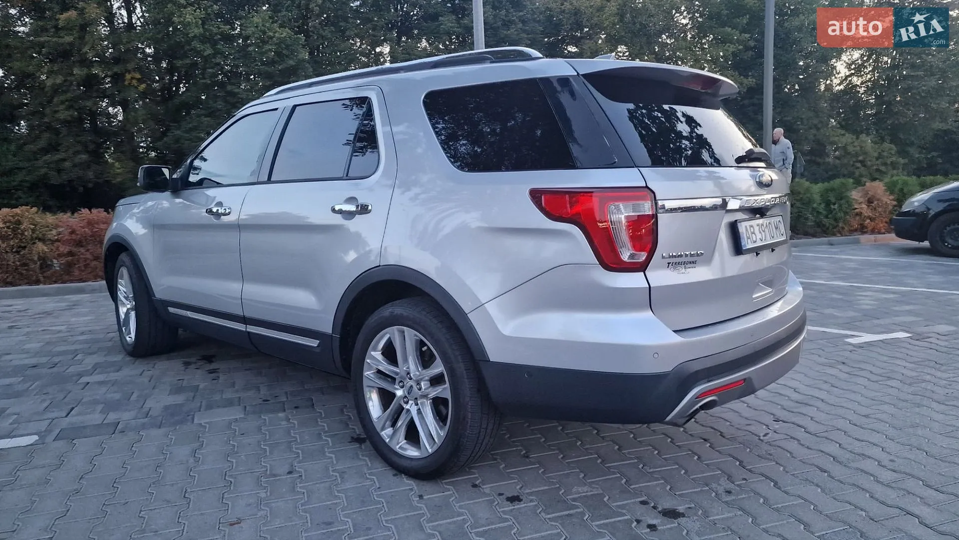 2016 Ford Explorer - мініатюра 12