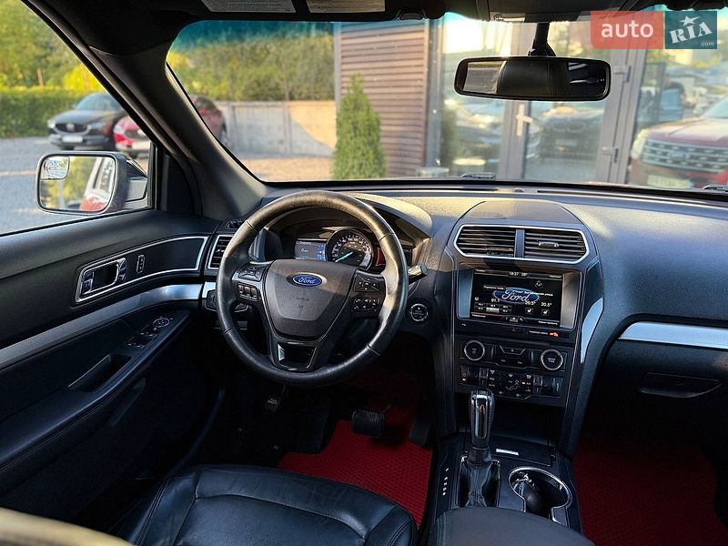 Внедорожник / Кроссовер Ford Explorer 2015 в Львове