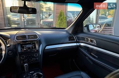 Внедорожник / Кроссовер Ford Explorer 2015 в Львове