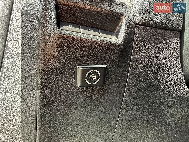 Внедорожник / Кроссовер Ford Explorer 2018 в Киеве