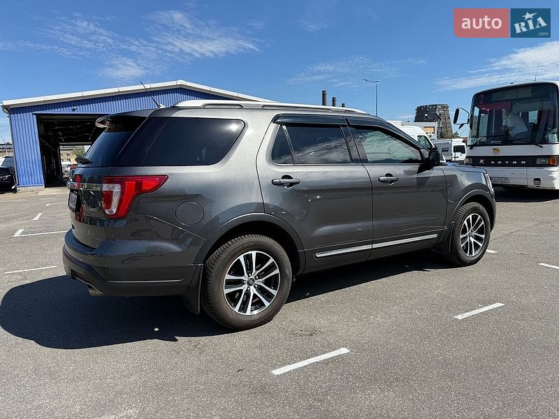 Внедорожник / Кроссовер Ford Explorer 2018 в Киеве
