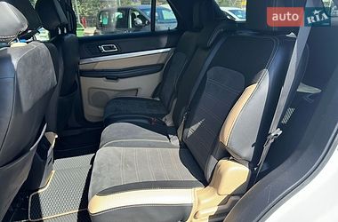 Позашляховик / Кросовер Ford Explorer 2016 в Одесі