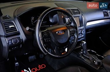 Позашляховик / Кросовер Ford Explorer 2018 в Одесі