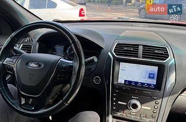 Внедорожник / Кроссовер Ford Explorer 2019 в Фастове