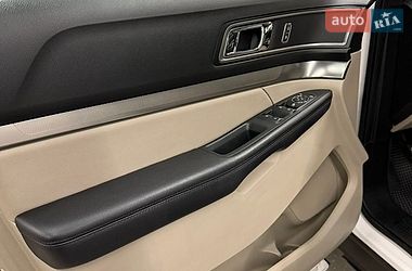 Позашляховик / Кросовер Ford Explorer 2018 в Кропивницькому