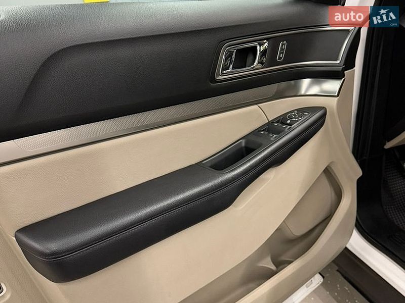 Позашляховик / Кросовер Ford Explorer 2018 в Кропивницькому