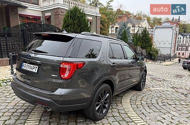 Внедорожник / Кроссовер Ford Explorer 2017 в Киеве