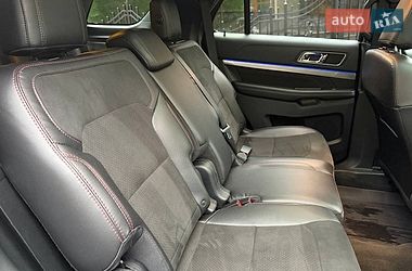 Внедорожник / Кроссовер Ford Explorer 2017 в Киеве