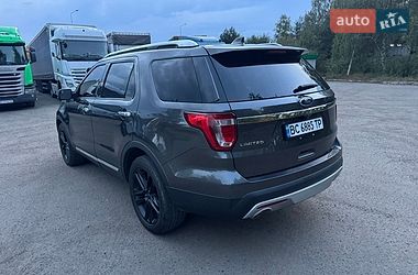 Позашляховик / Кросовер Ford Explorer 2017 в Львові
