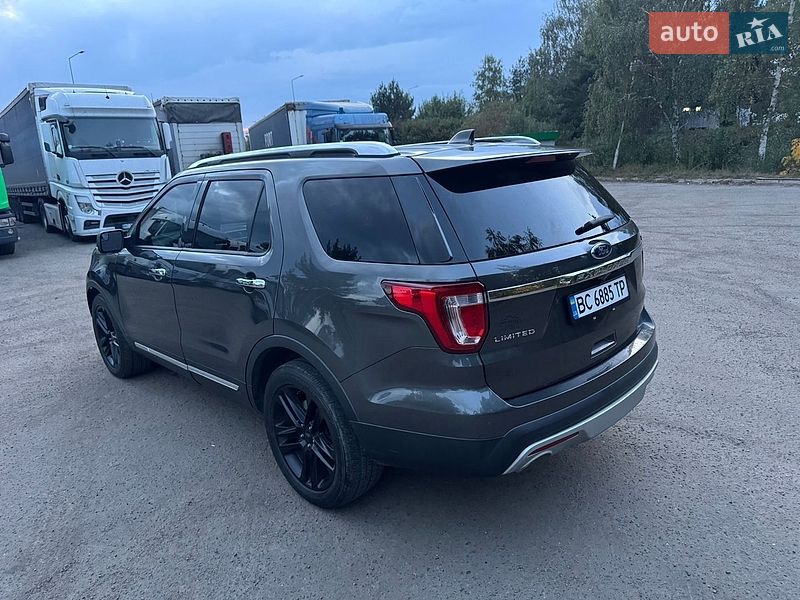 Позашляховик / Кросовер Ford Explorer 2017 в Львові