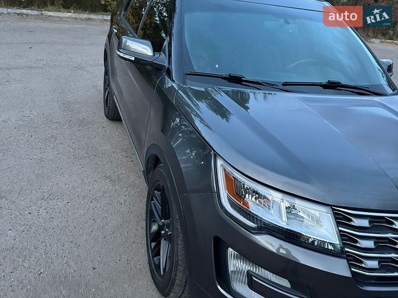 Позашляховик / Кросовер Ford Explorer 2017 в Львові