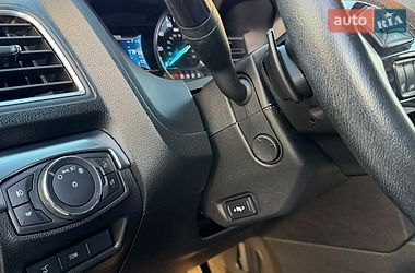 Позашляховик / Кросовер Ford Explorer 2017 в Стрию