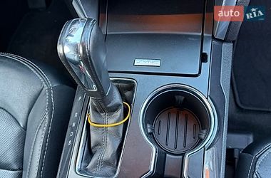 Позашляховик / Кросовер Ford Explorer 2017 в Стрию
