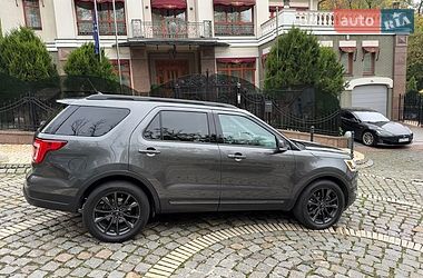 Внедорожник / Кроссовер Ford Explorer 2017 в Киеве