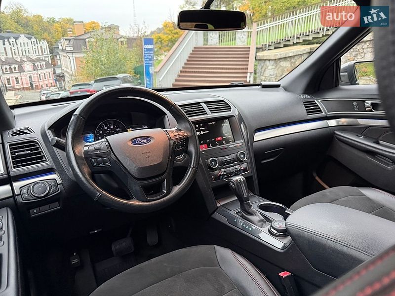 Внедорожник / Кроссовер Ford Explorer 2017 в Киеве